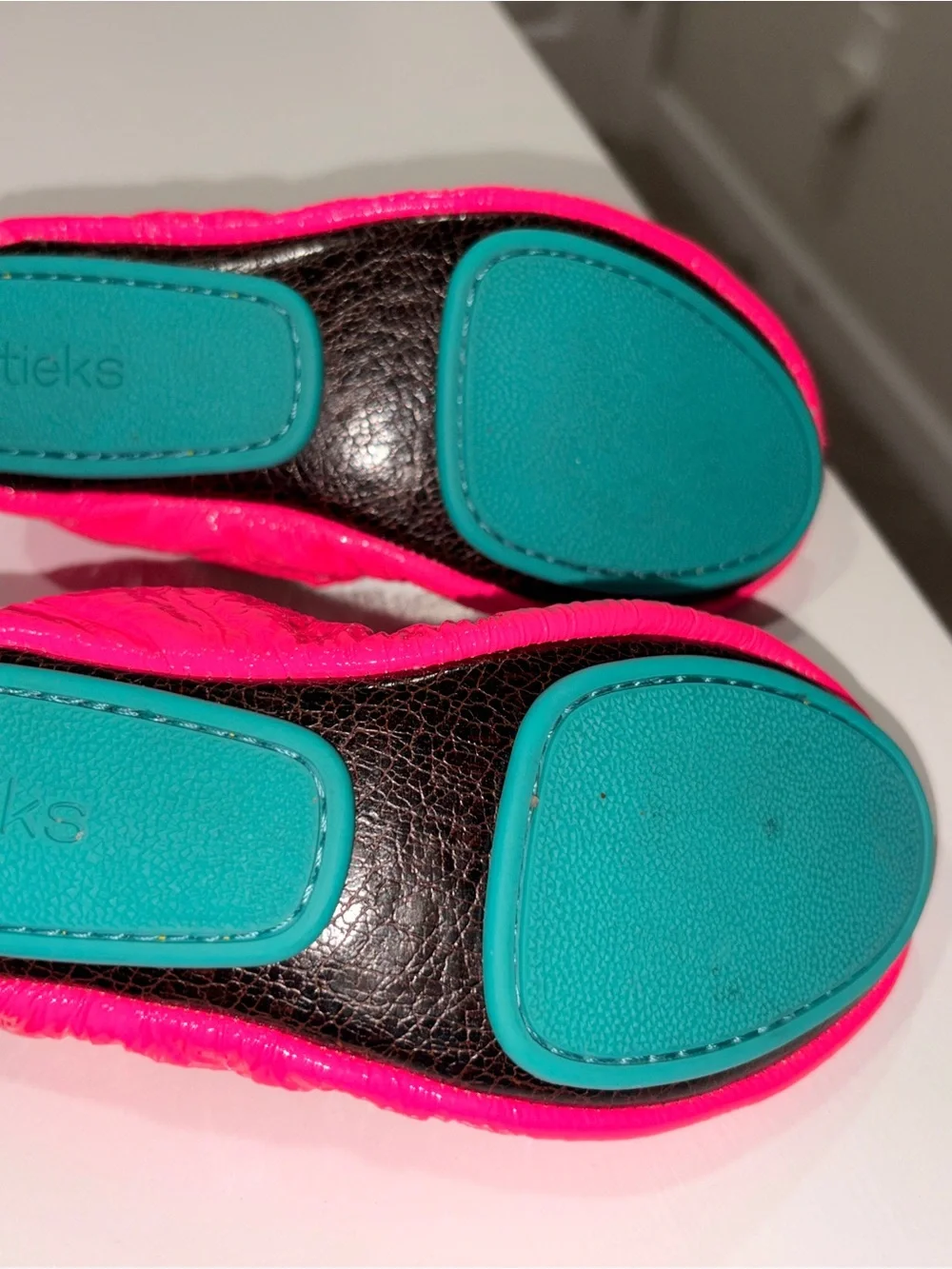 Tieks Kids Ballet Flats in Bright Neon Pink